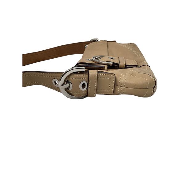 Coach Soho Small Flap Shoulder Bag Sand Silver Buckle Snap - Picture 14 of 16